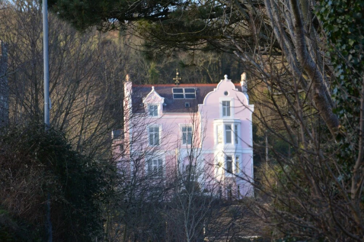 Hill House Retreats