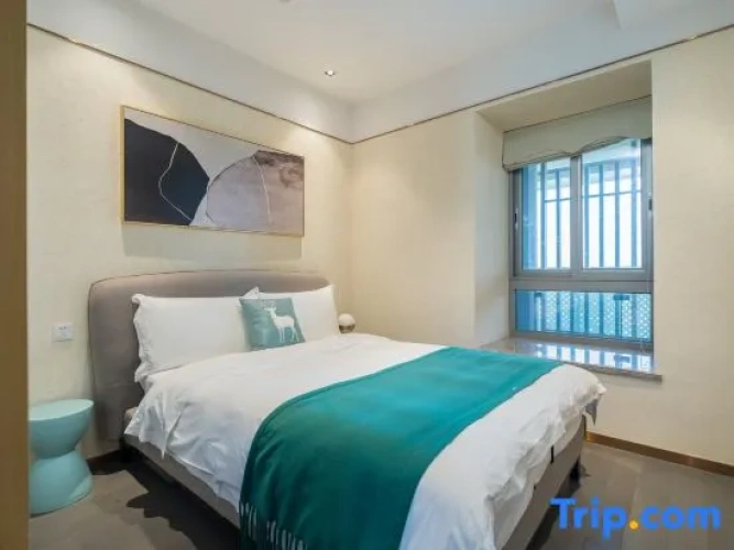 2 Bedrooms Suite with garden view