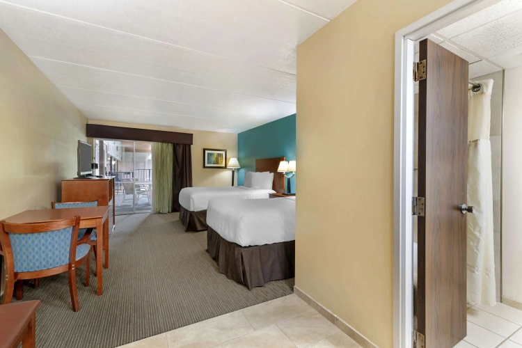 Standard Quadruple room