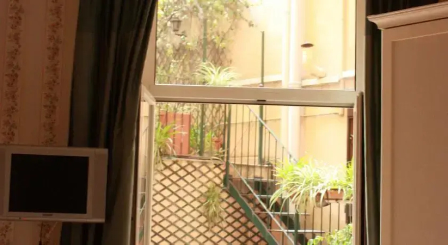Monti49 Guesthouse