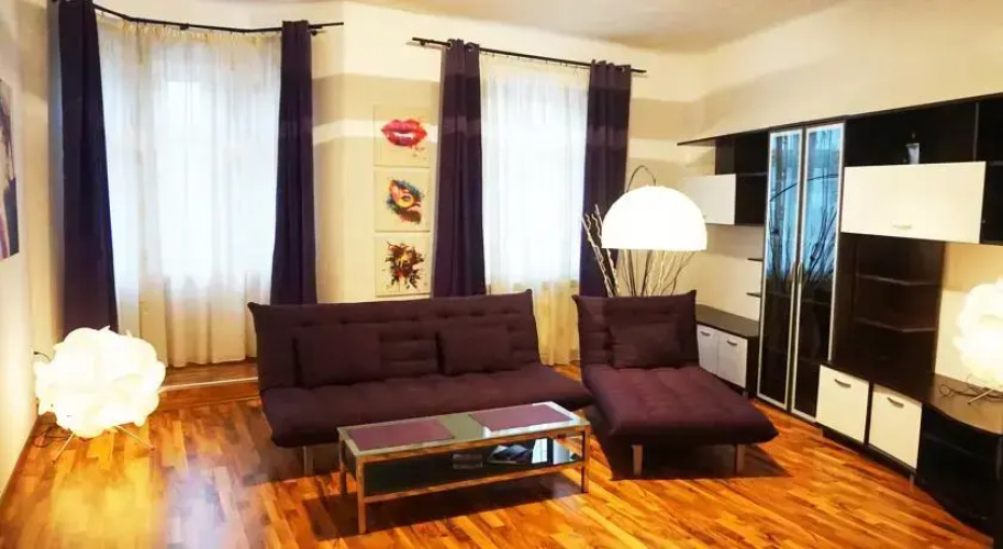 Traian's Apartments