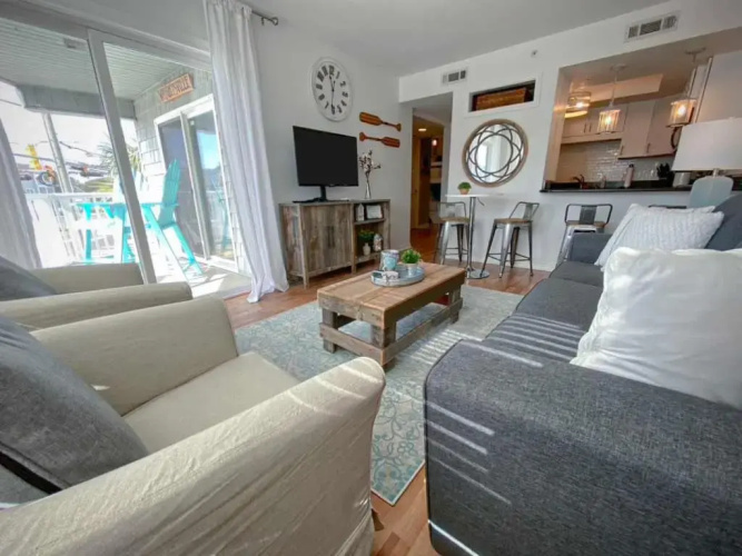 Wright By The Pier by Sea Scape Properties