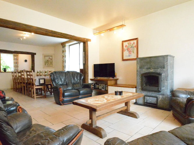Spacious Retreat, Daverdisse