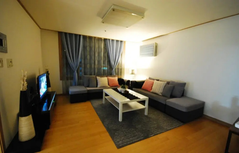 Jin Cozy House