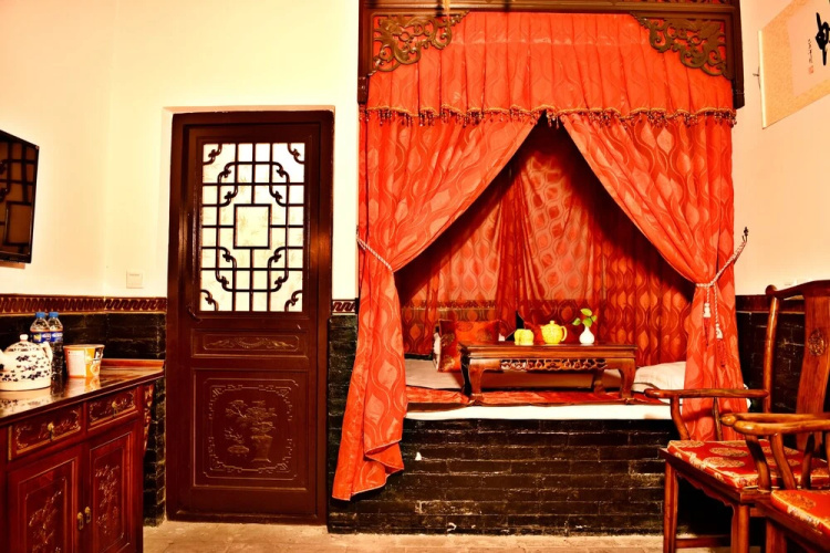 Pingyao Zouxikou Inn