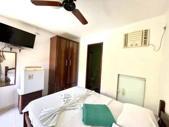 1 Bedroom Standard Quadruple Family room with city view