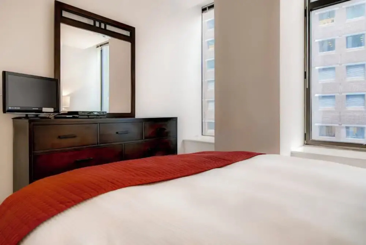 Global Luxury Suites at Hanover Square