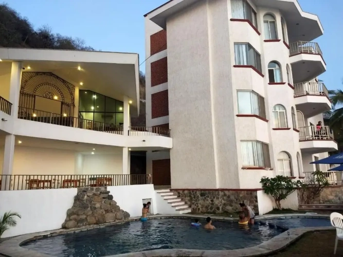 Apartment with sea view