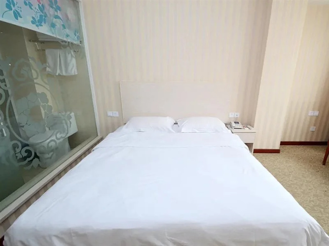 Aike Hotel