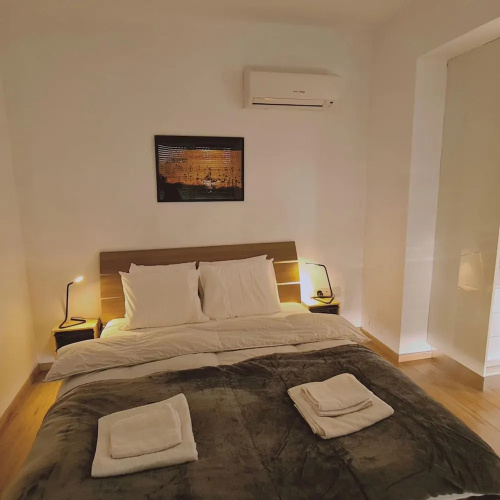 58 LIM - Stay Mystique Apartment