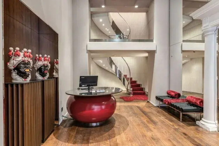 The Steps Hotel