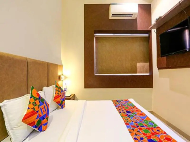FabHotel West inn