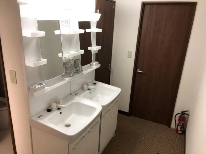 Top Edge Hostel