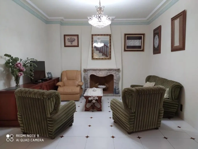 6 Bedrooms Cottage