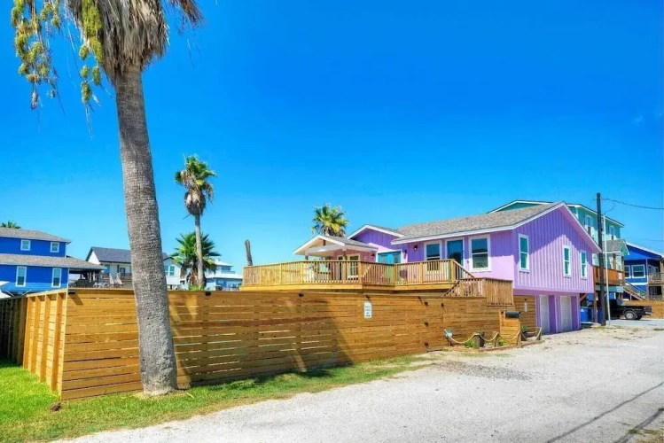 3 Bedrooms Cottage