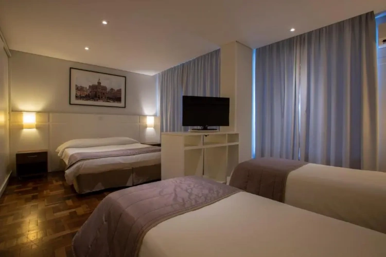 Quadruple Suite