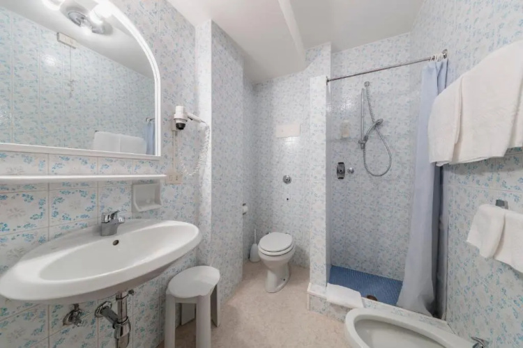 Hotel Al Larin