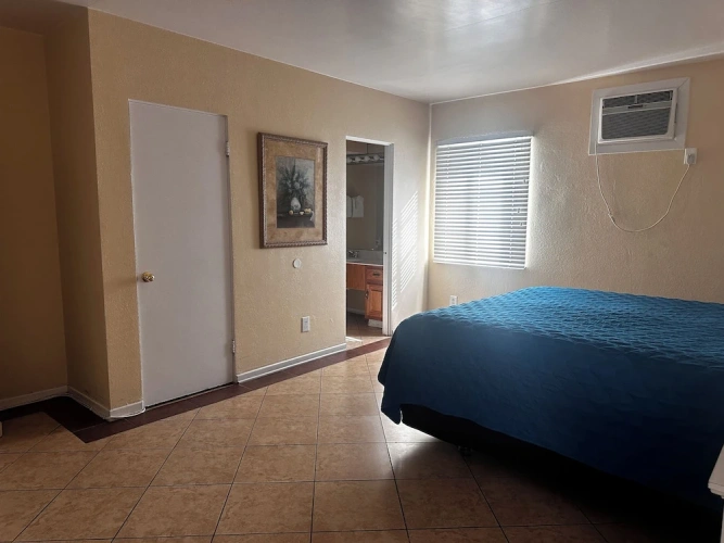 Standard Double Suite