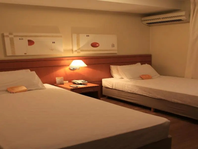 Hotel The Premium