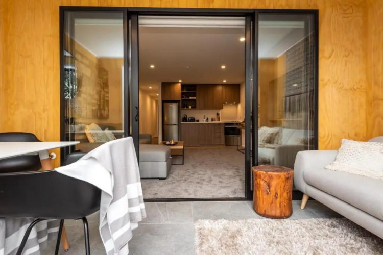 Penthouse with Park View
