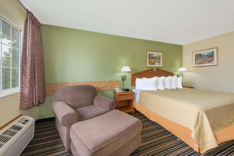 Deluxe Double Suite