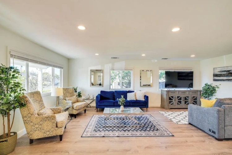 3 Bedrooms Cottage