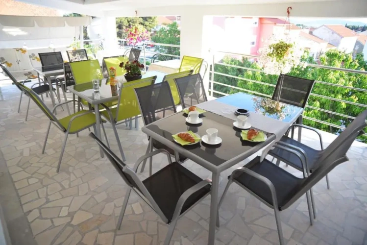 1 Bedroom Apartment with balcony