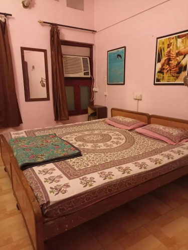 Urvashi Guest House