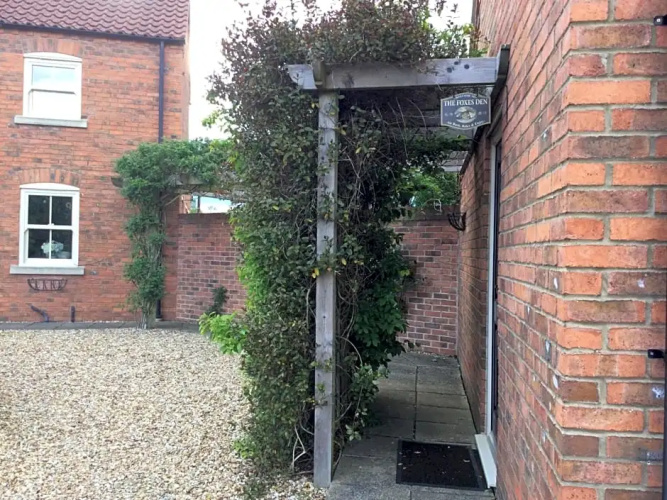 Foxes Den at Foxesway