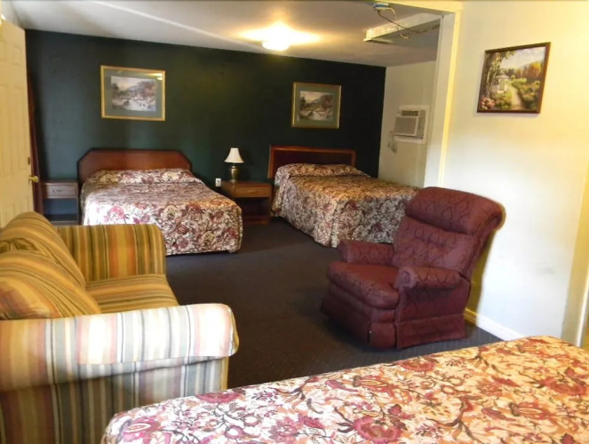 Little Shamrock Motel