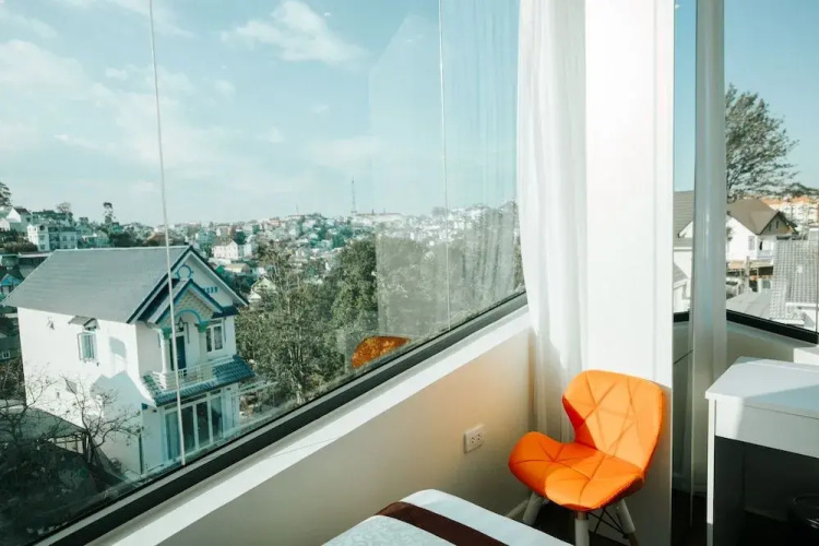 Redpine Condotel