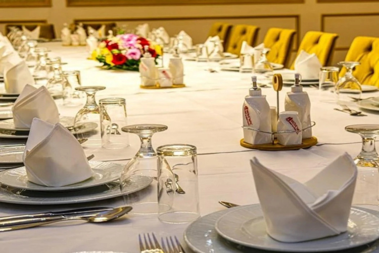 Zeenat Al-Hayat Basra Hotel
