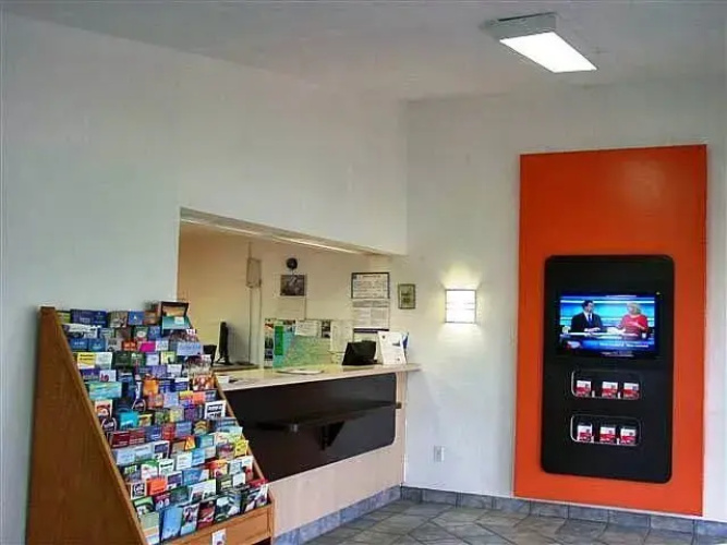 Motel 6 Benton Harbor