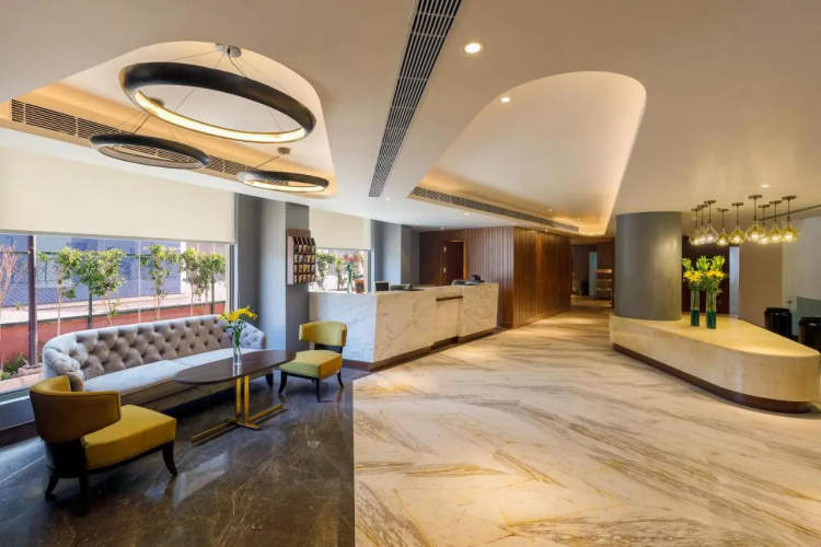 Ginger Greater Noida, Pari Chowk