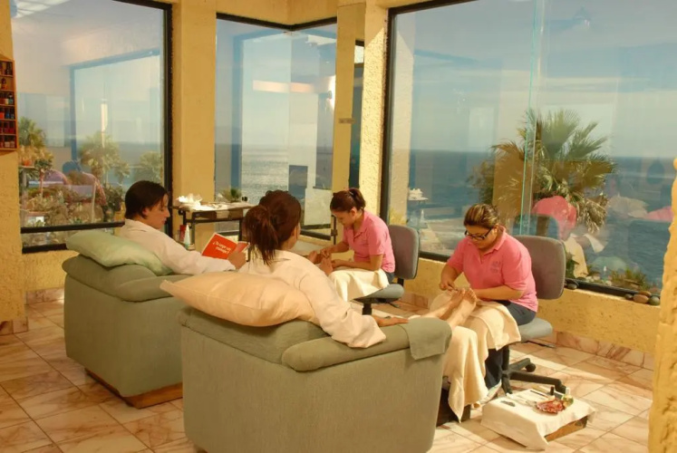 Las Rocas Resort & Spa photo 33