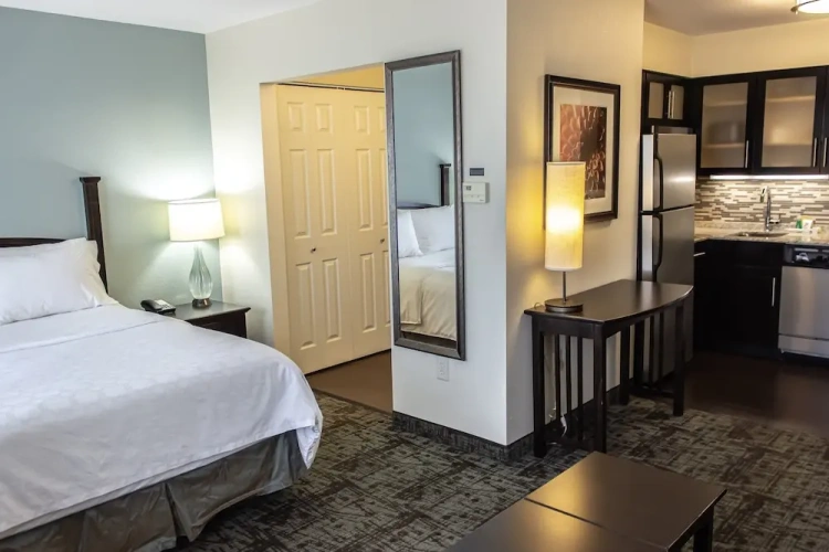 Double Studio suite