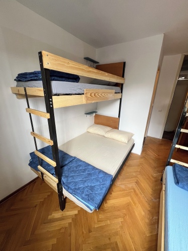 Standard Quadruple room with courtyard view