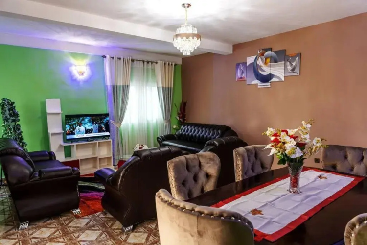 Lovely 1 - Bedroom rental unit with Free parking