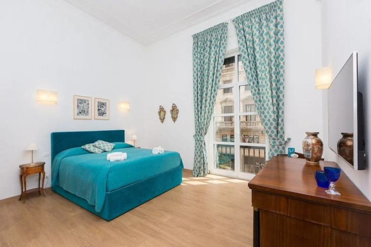 Prestigious Apartments Via Barberini