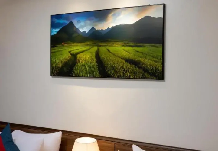 Standard Triple room with city view
