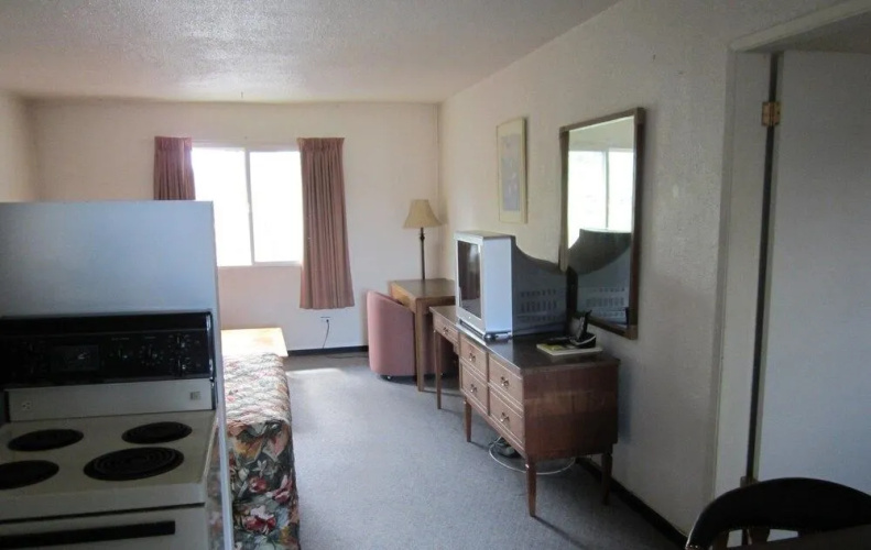 Brother's Inn Motel