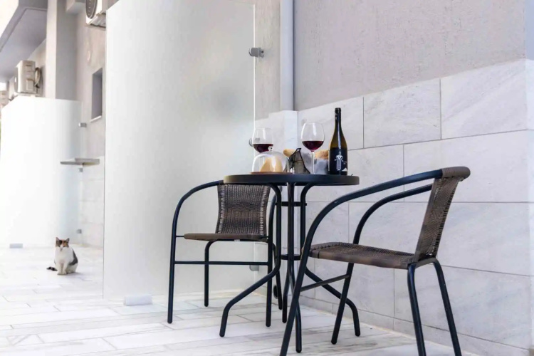Astron Aparthotel by Estia