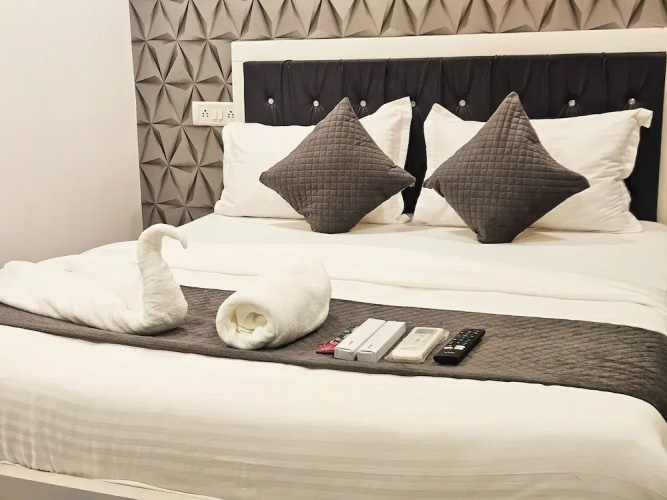 Astha Home Shared Pool Rooms