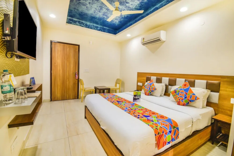 Fabhotel Vinayak Inn