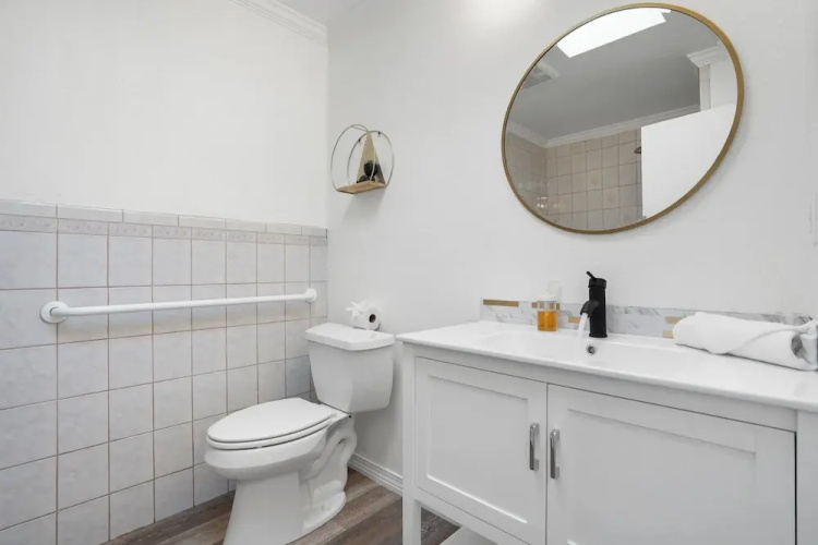 4Beds Private Unit Near BeachWalk Golf