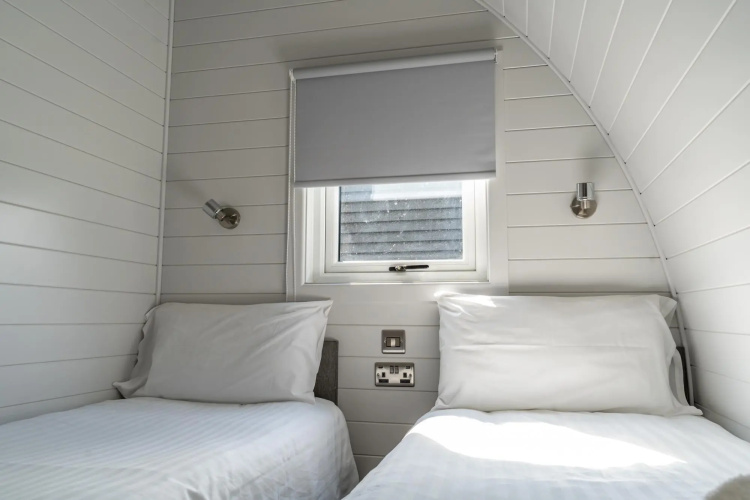 Glamping Pod One - Holly Tree Barns