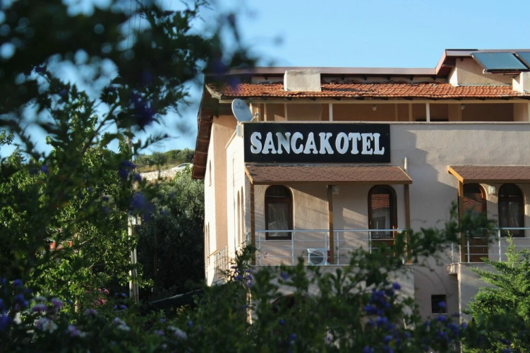 Sancak Otel
