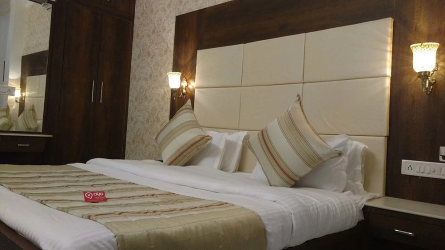 OYO 3540 Hotel Forever Rooms