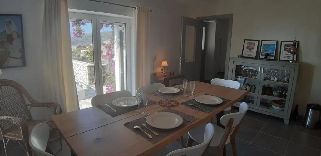 Les Villas de Qeparo