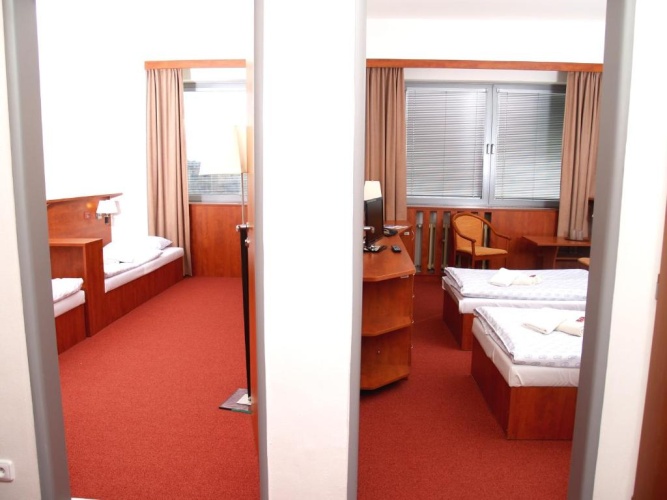 Standard Quadruple room